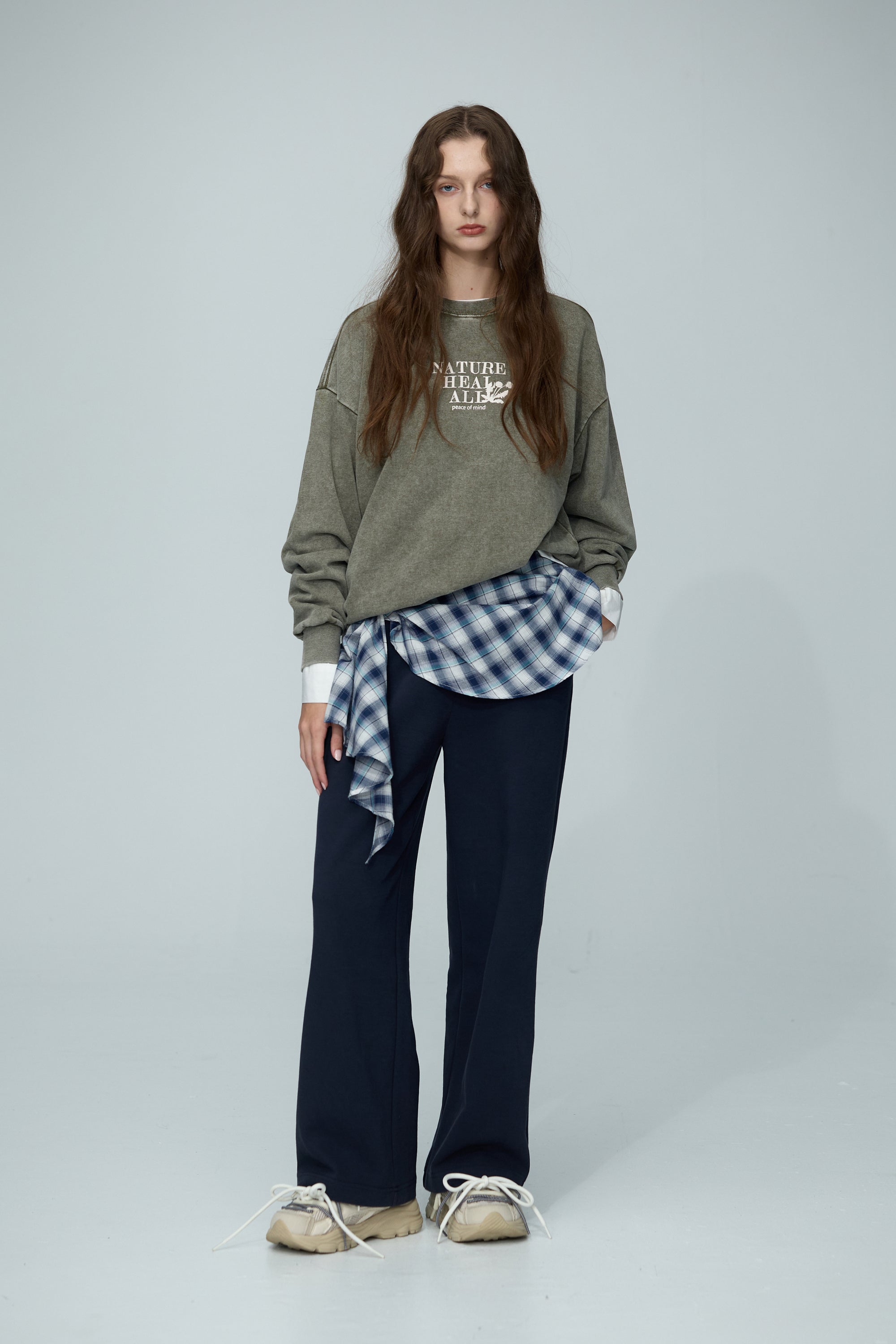 格紋裙罩直筒長褲兩件組-藏青