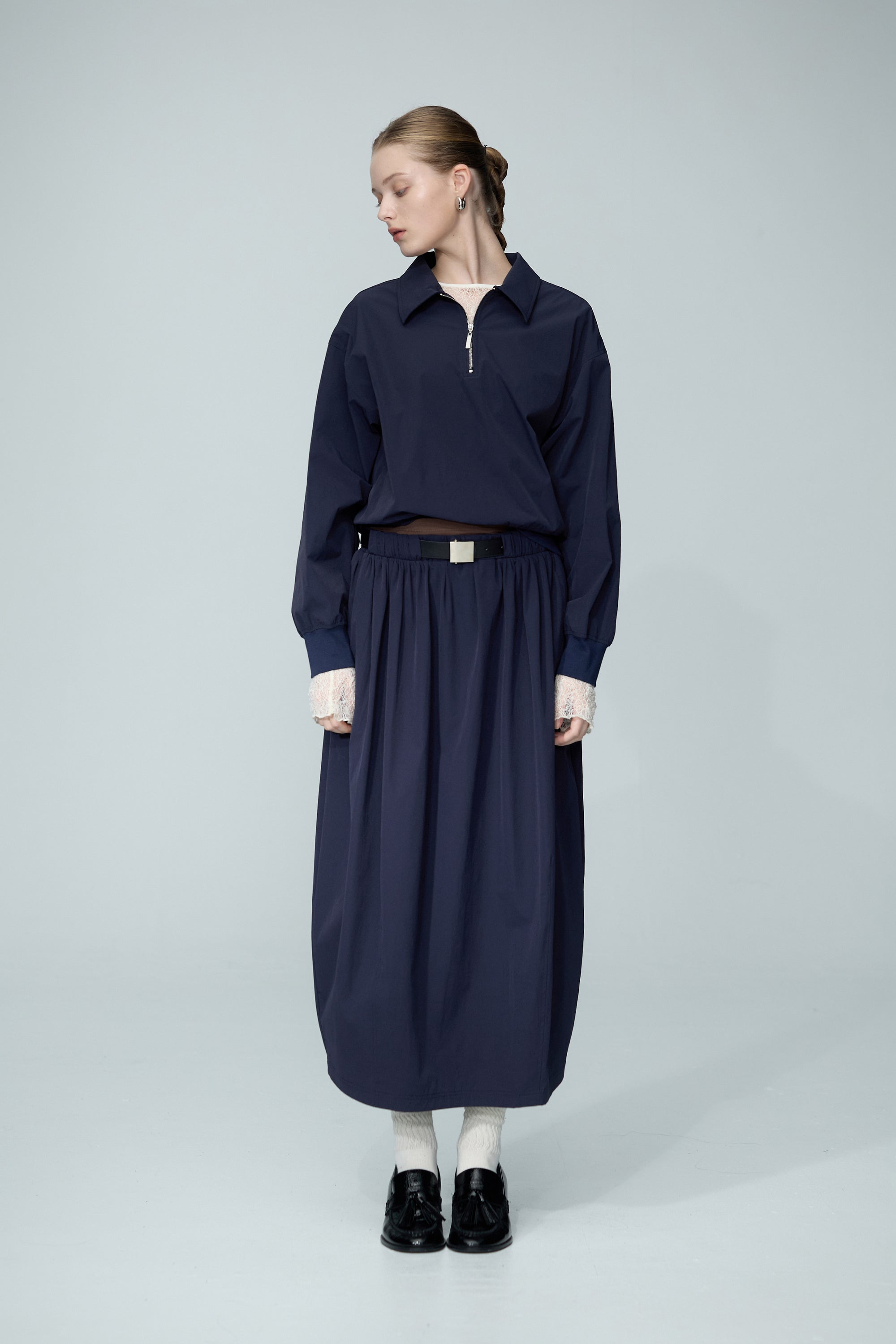 立體蕾絲紋理透肌上衣-杏