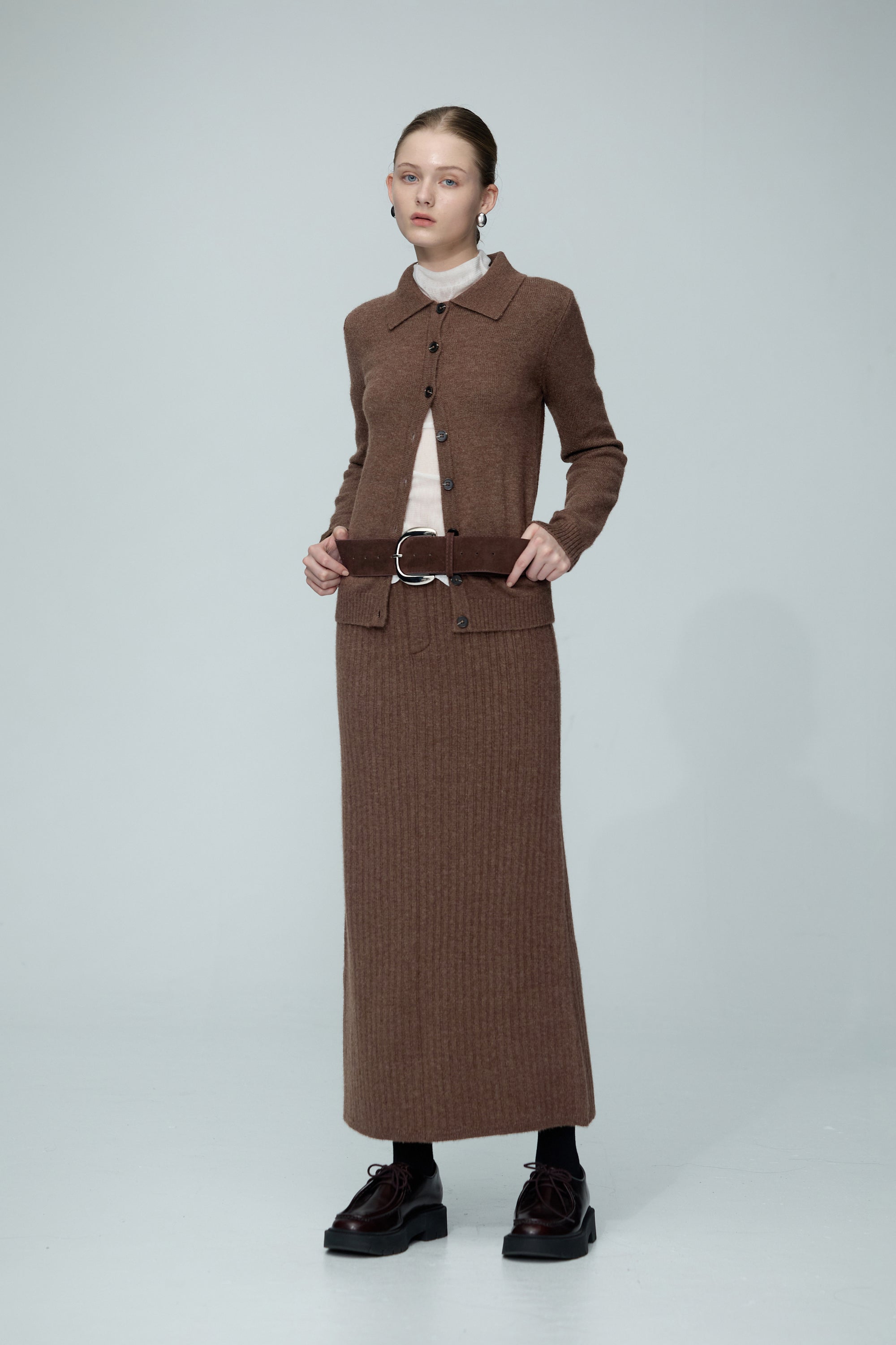 直條織紋針織長裙-咖