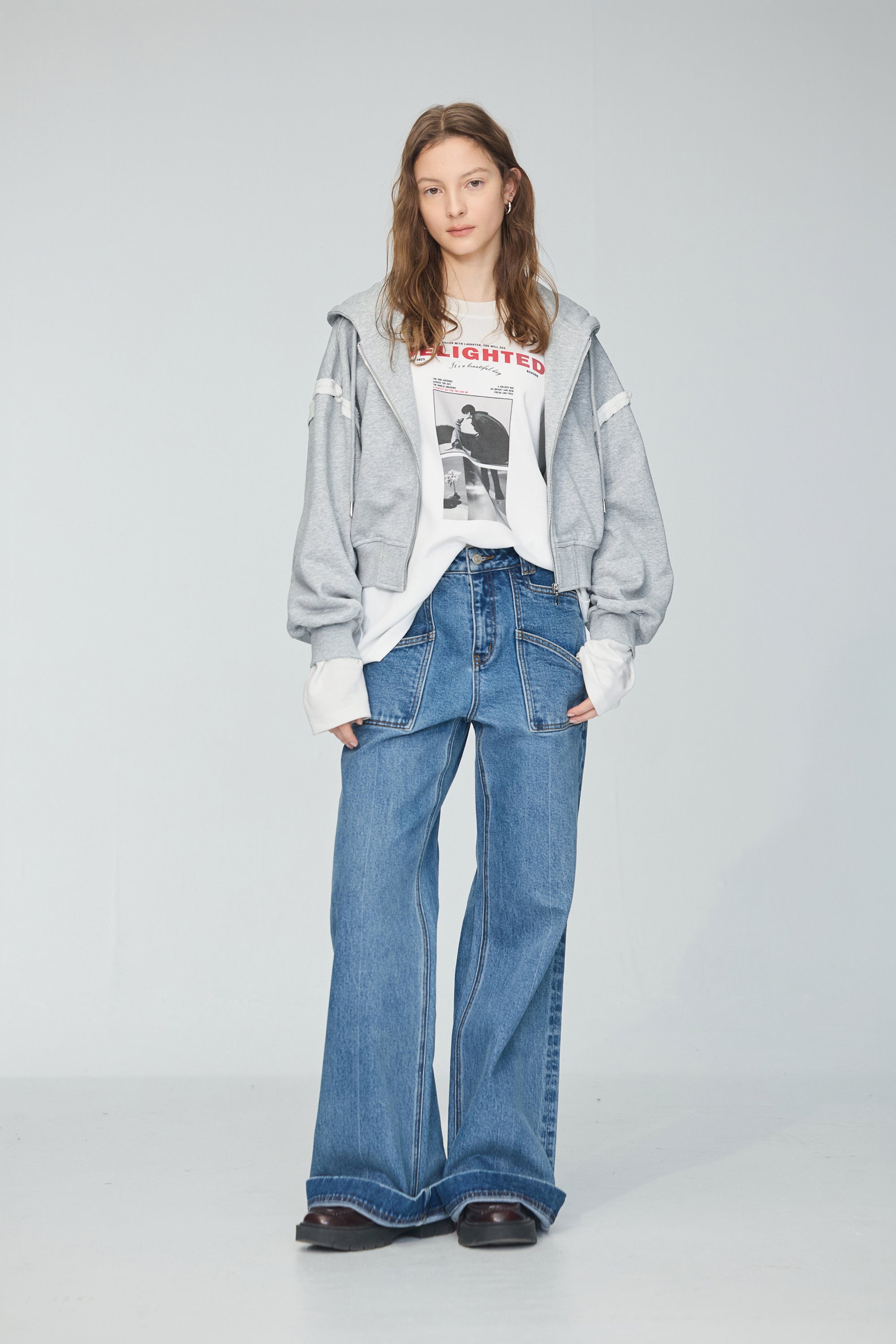 UNISEX男女共版-街頭感印花寬版TEE上衣-白