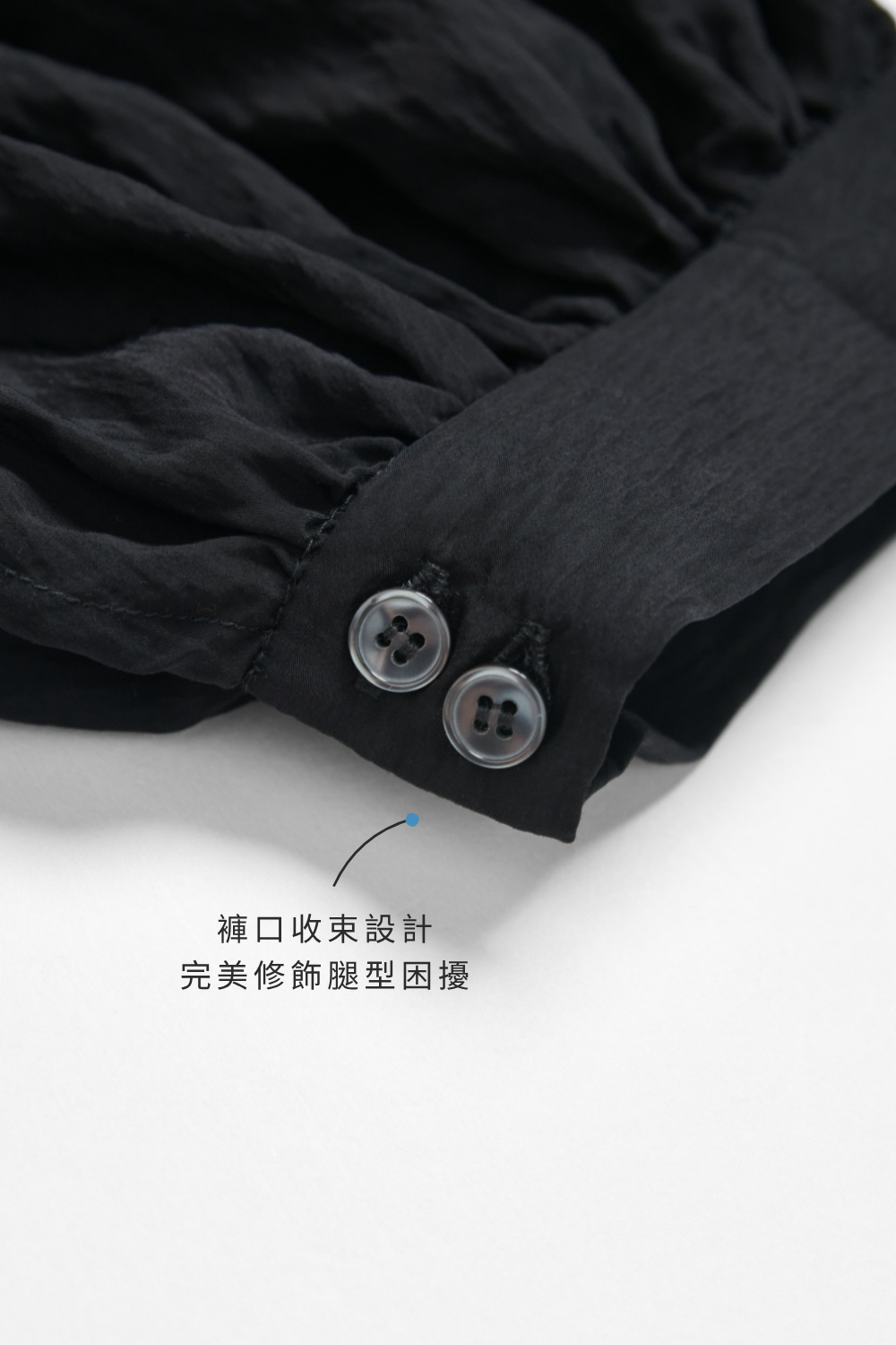 親膚垂墜感抓褶阿拉丁褲-黑