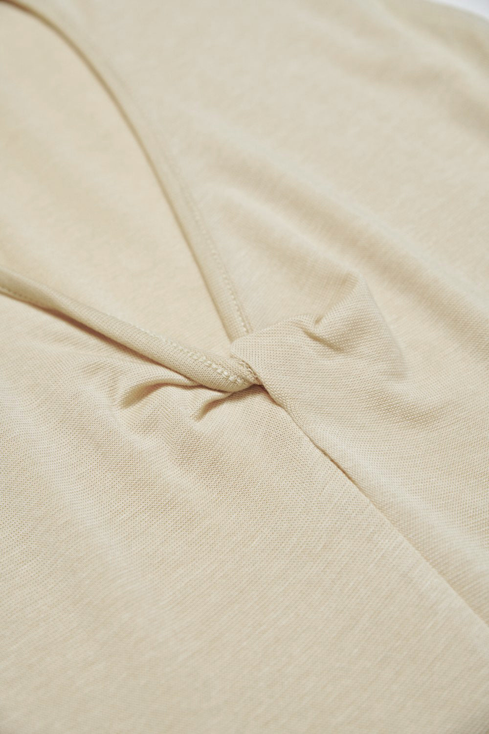 親膚透氣羊毛混紡鏤空挖背無袖上衣-卡其