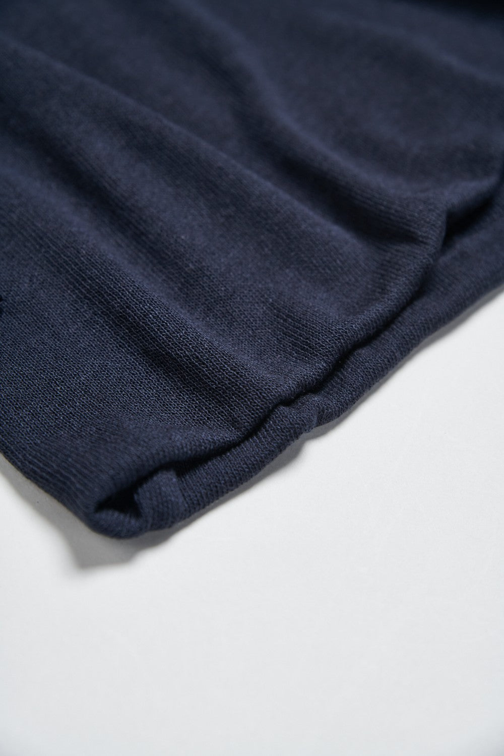 假兩件柔霧萊賽爾針織長袖上衣-藏青