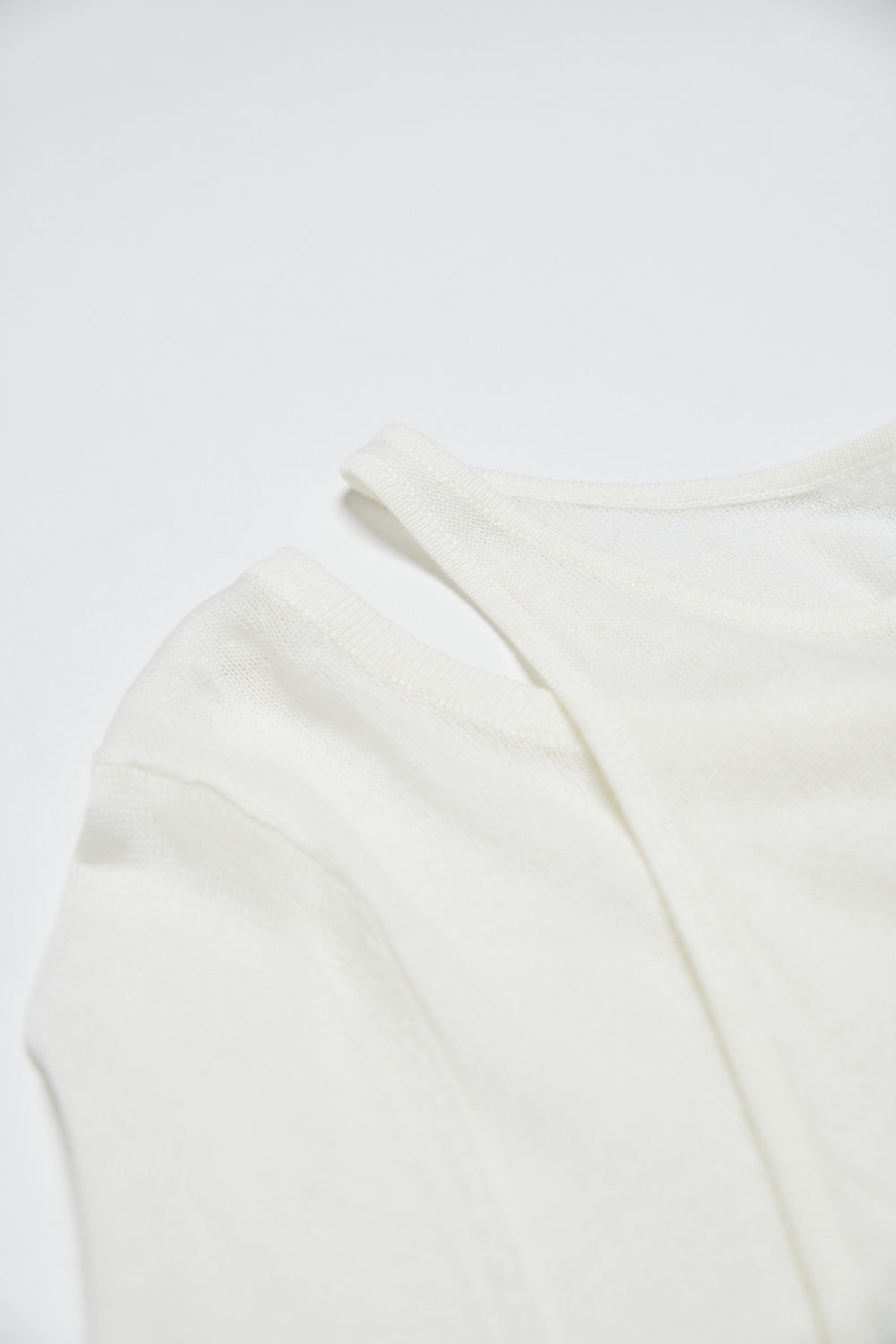 假兩件柔霧萊賽爾針織長袖上衣-白