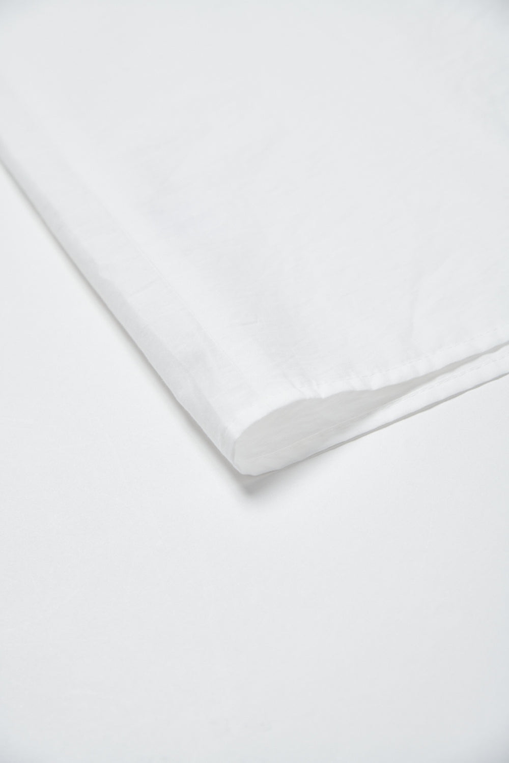 自然皺面感綁帶領長版無袖上衣-白