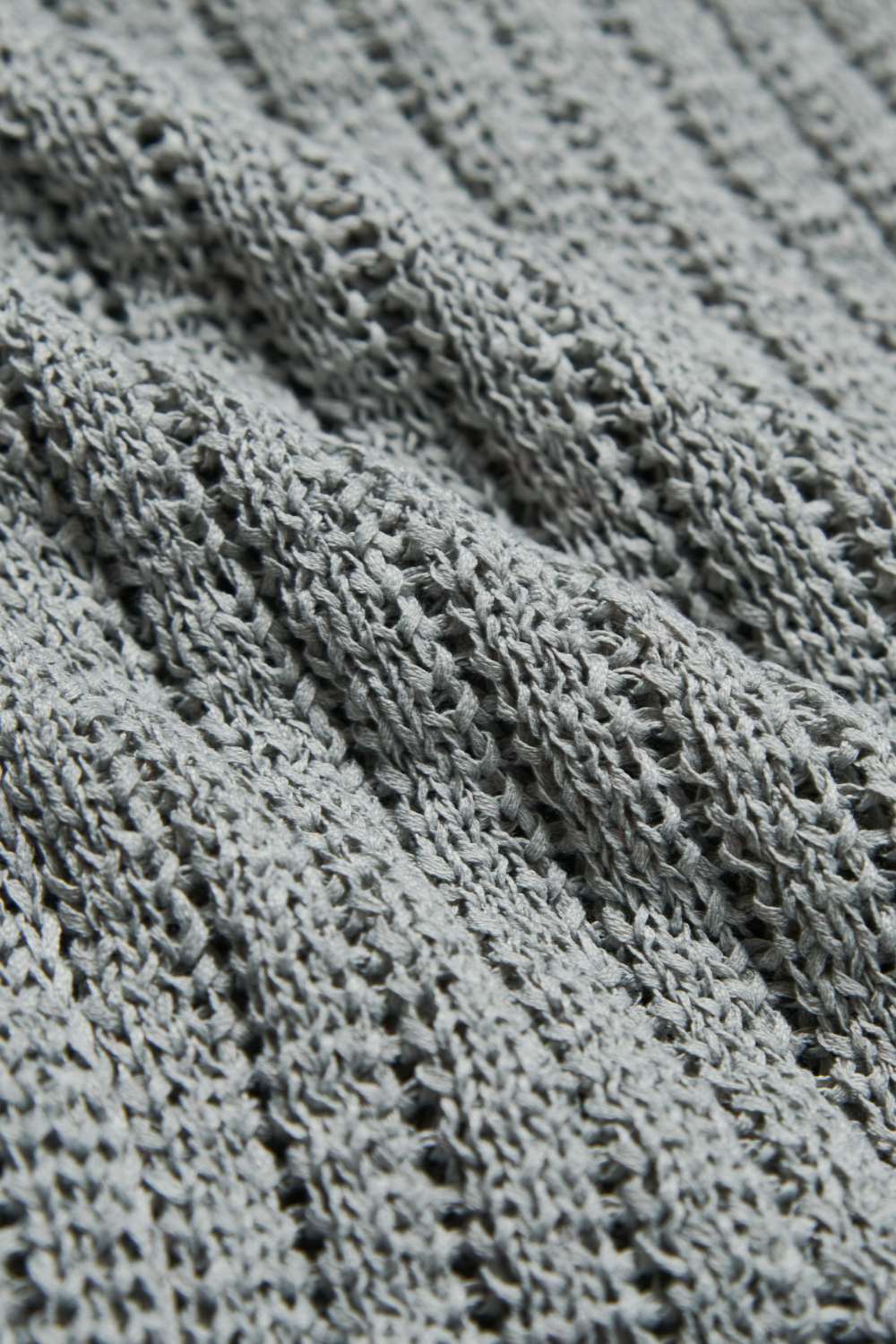 鏤空編織微透感V領開襟針織外套-灰