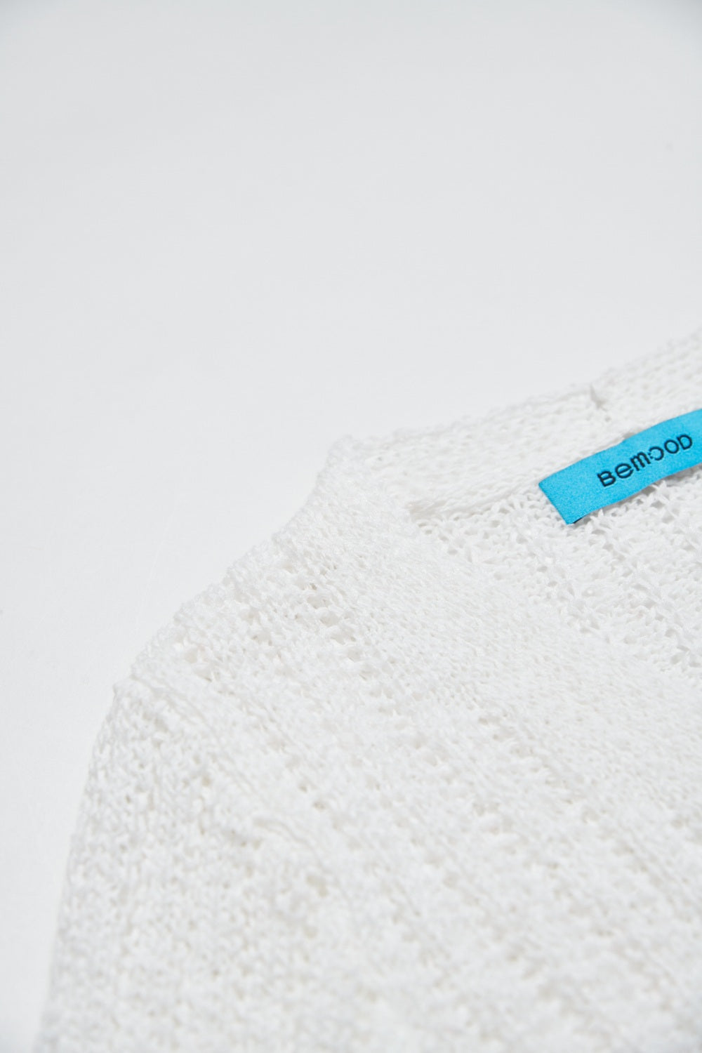 鏤空編織微透感V領開襟針織外套-白