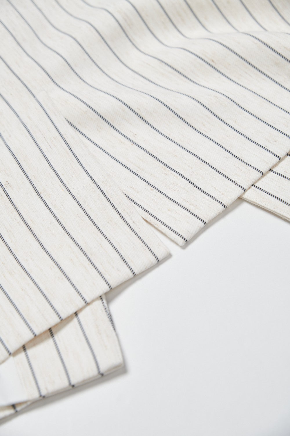 中長版墊肩直條紋西裝外套-卡其