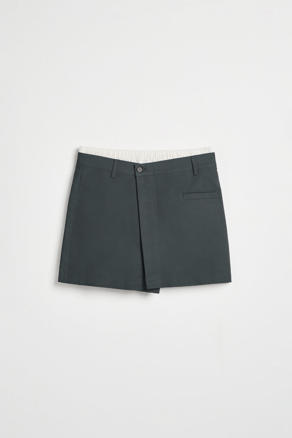 雙釦設計短裙褲(兩件式-內褲外裙)-灰