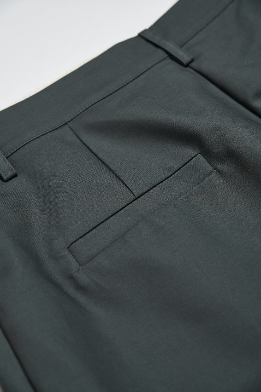 雙釦設計短裙褲(兩件式-內褲外裙)-灰