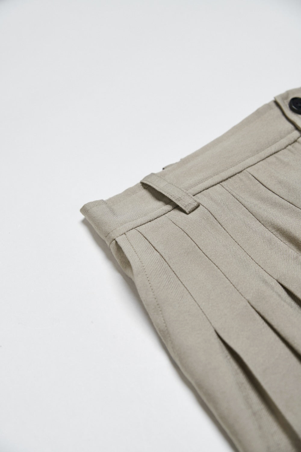 垂墜感抓褶修身西裝褲-灰