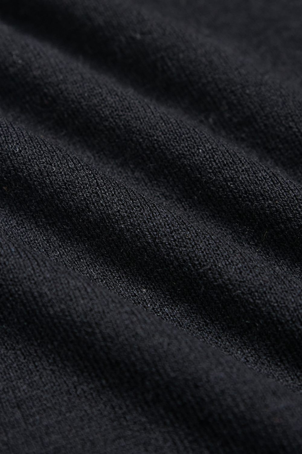 細肩帶柔感羊毛混紡修身針織背心-黑