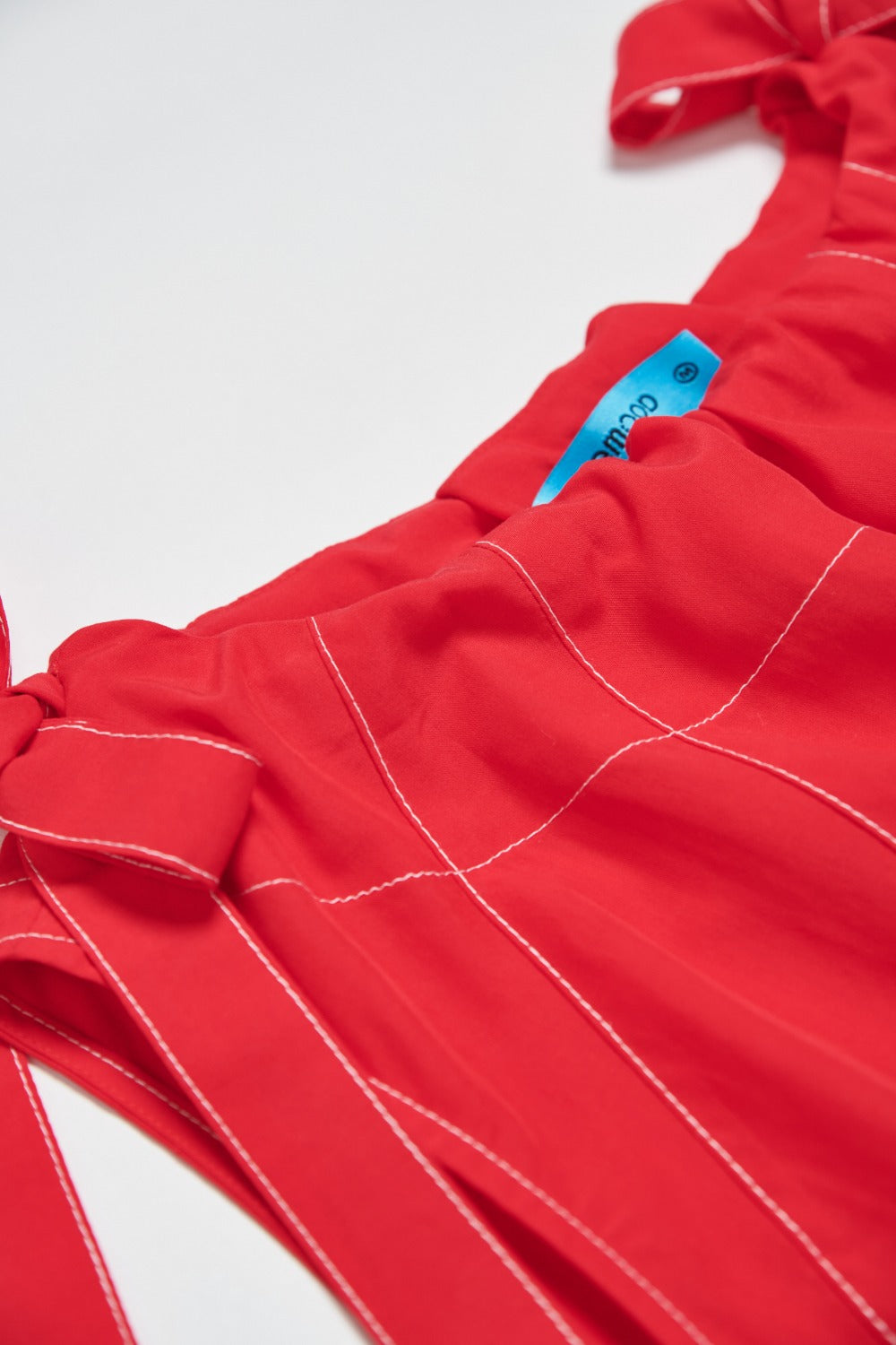 蝴蝶結造型傘襬無袖上衣-紅色