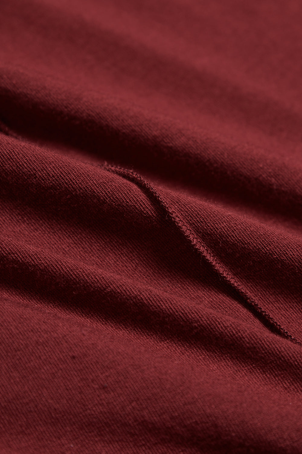 裝飾縫線圓領彈性好搭TEE上衣-紅色