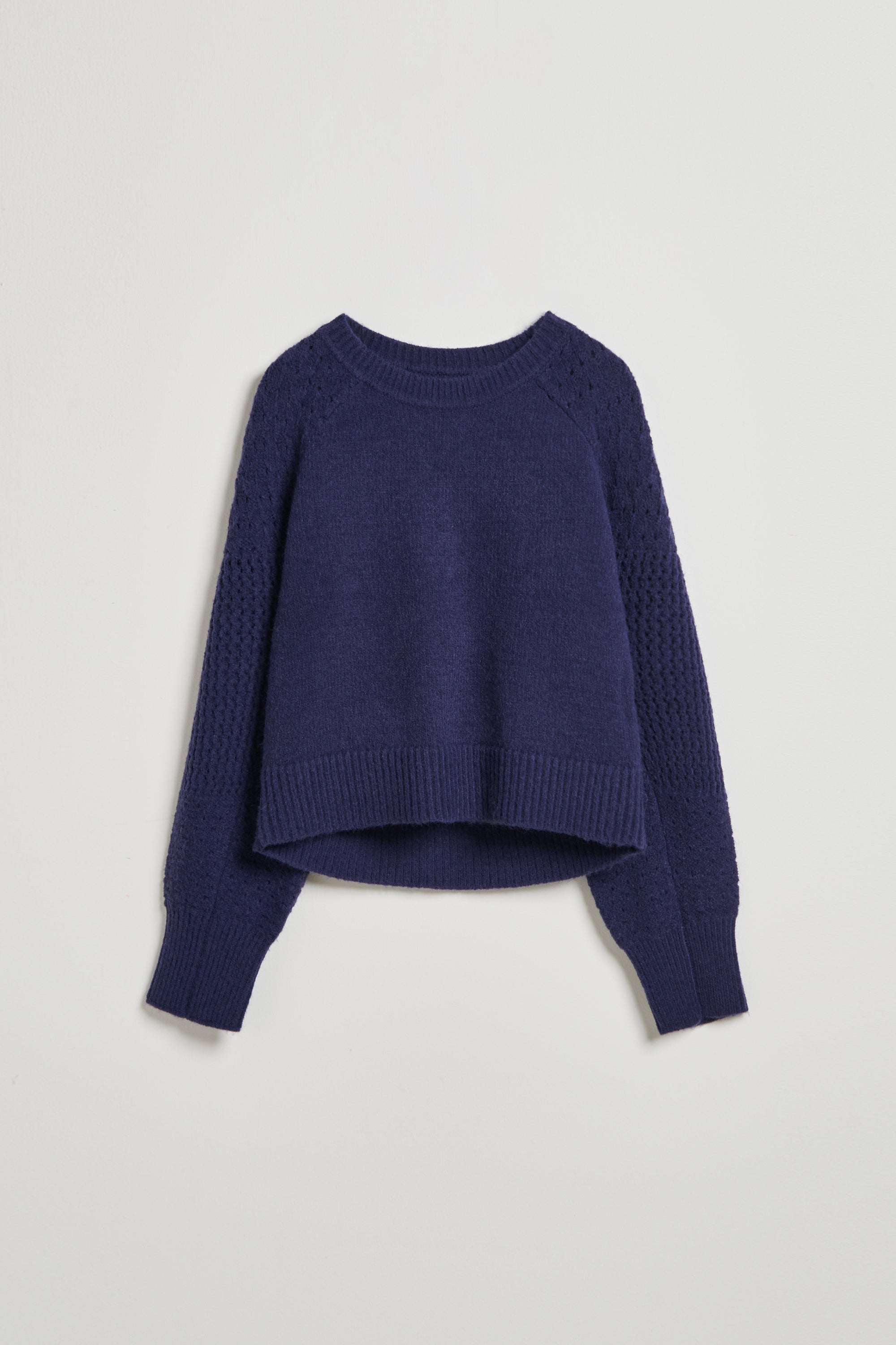 2WAY兩面穿立體織紋圓領毛衣上衣-藍色