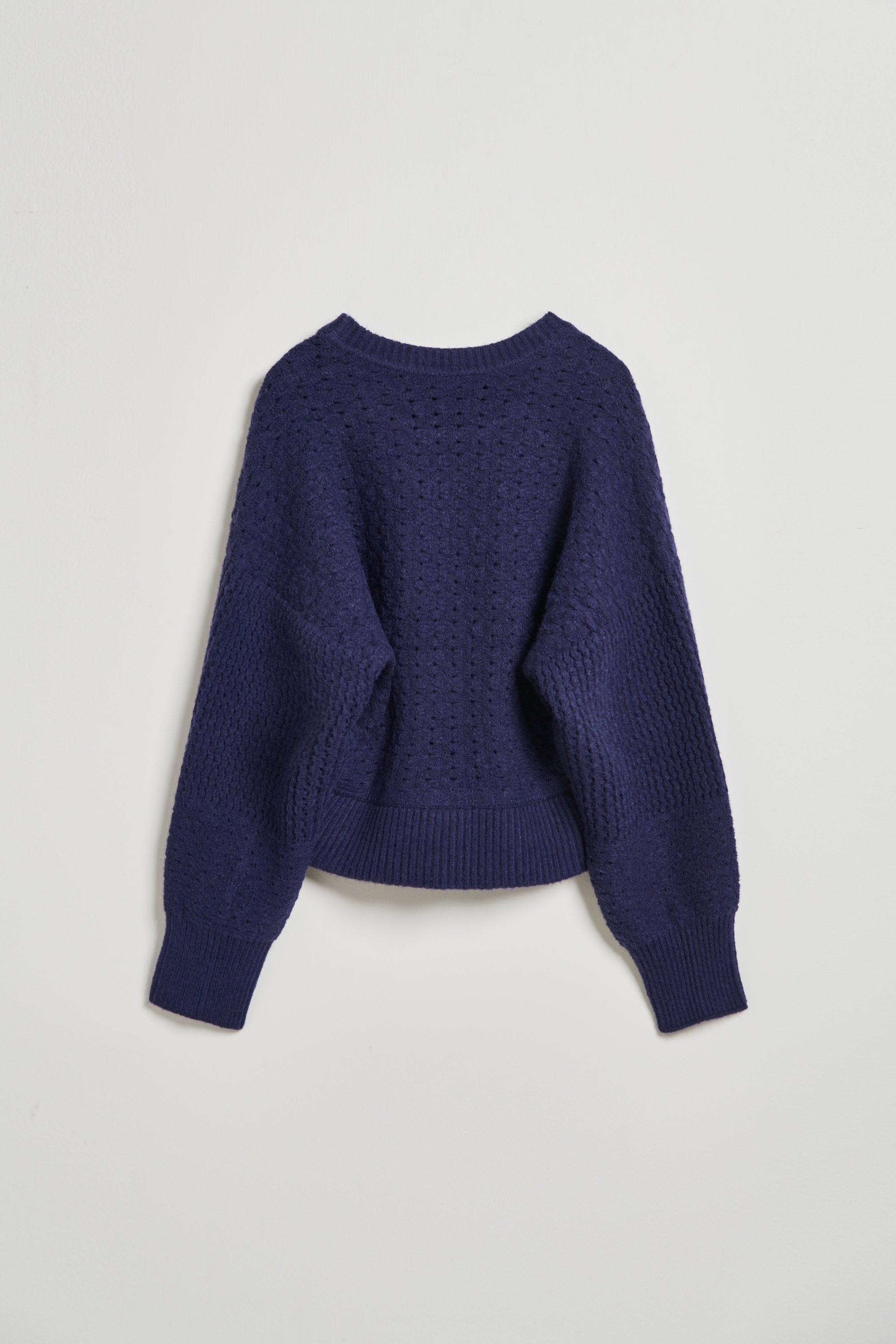 2WAY兩面穿立體織紋圓領毛衣上衣-藍色