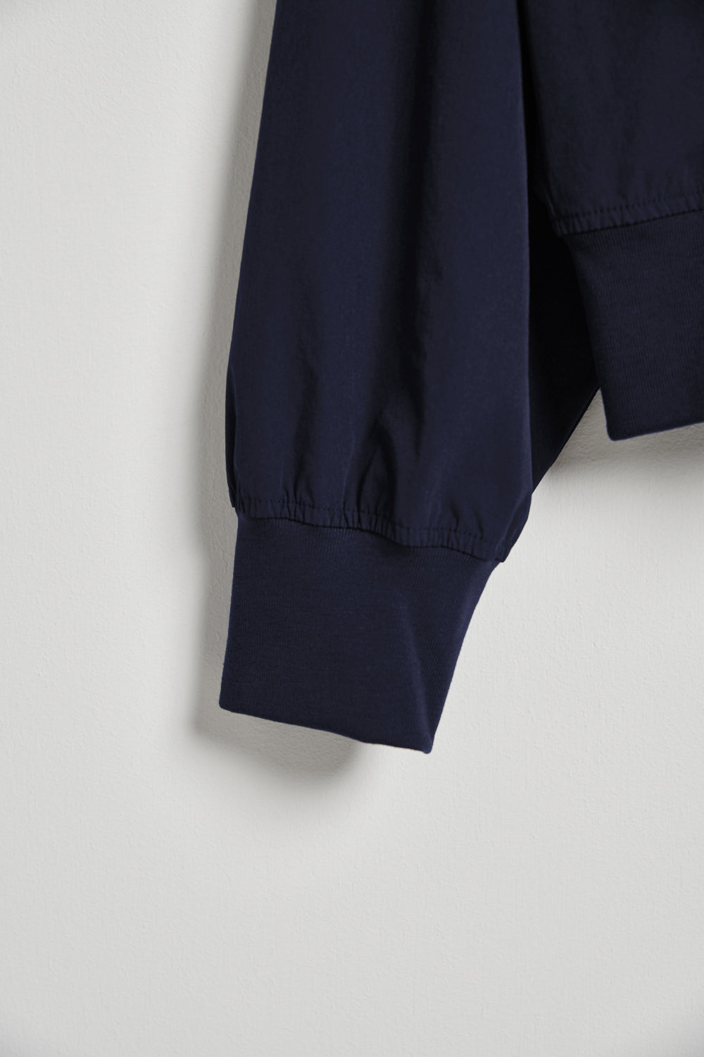 襯衫領拉鍊落肩寬版上衣-藍色