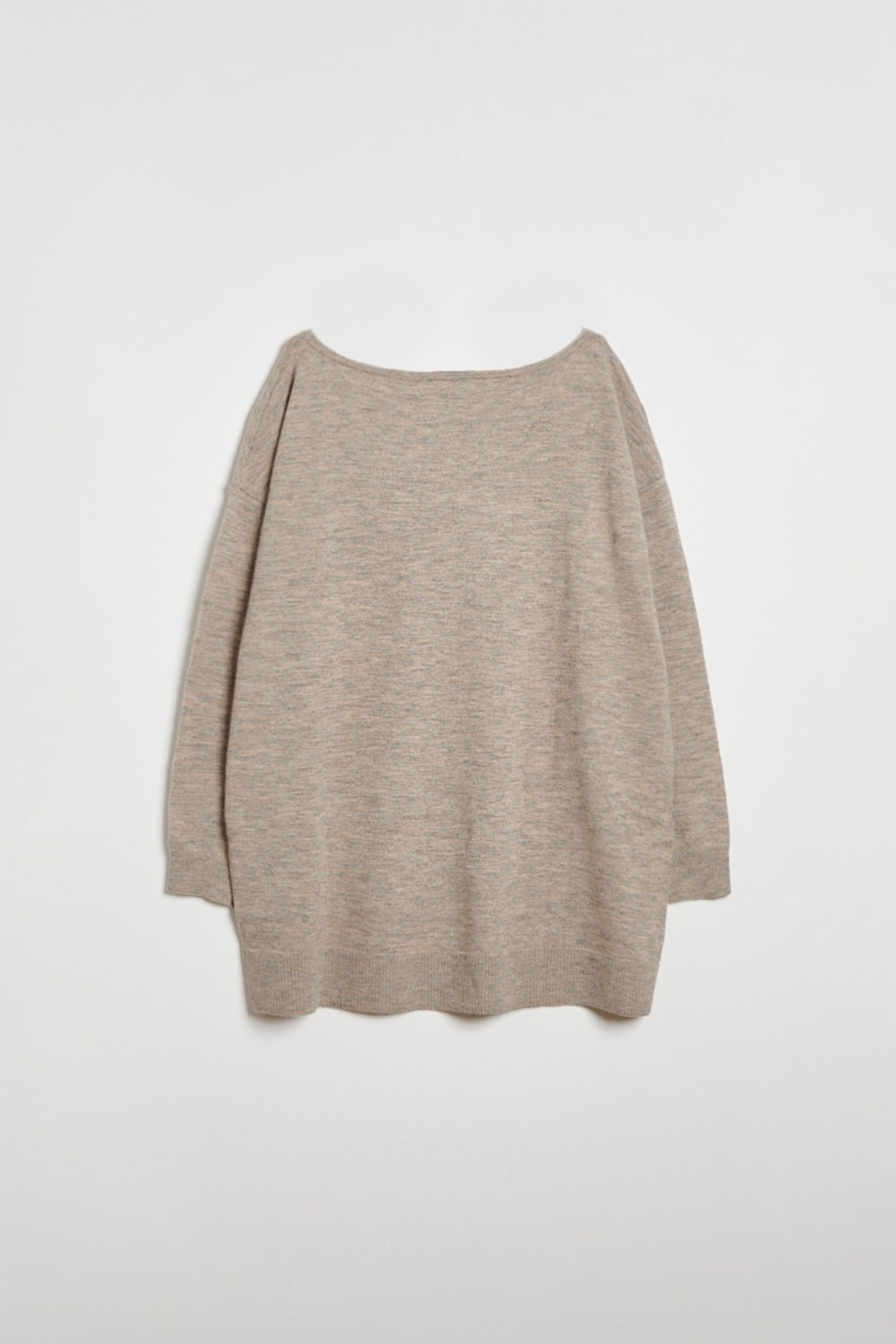 船型領寬長版花紗毛衣上衣-駝色