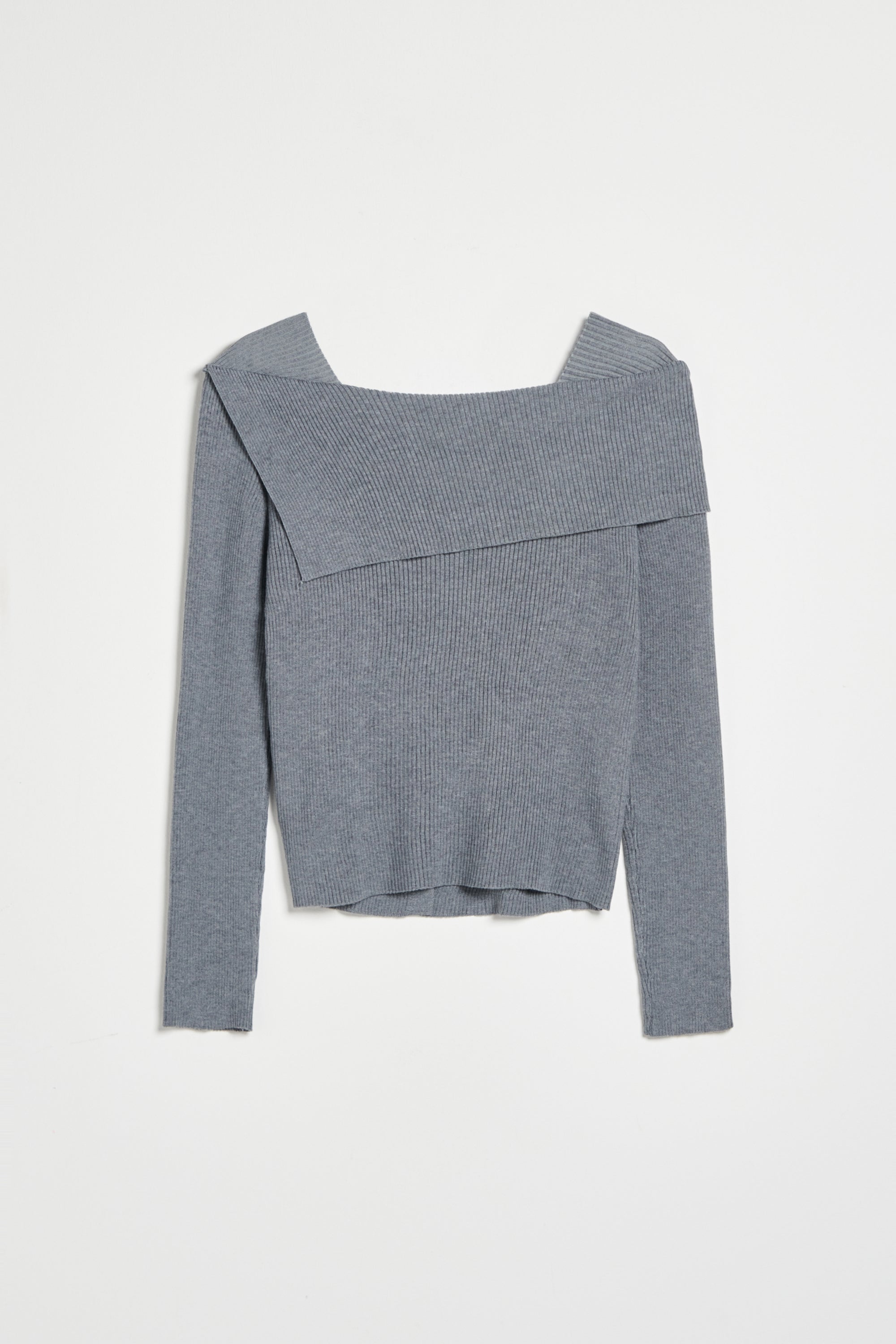 翻領裝飾釦針織毛衣-灰