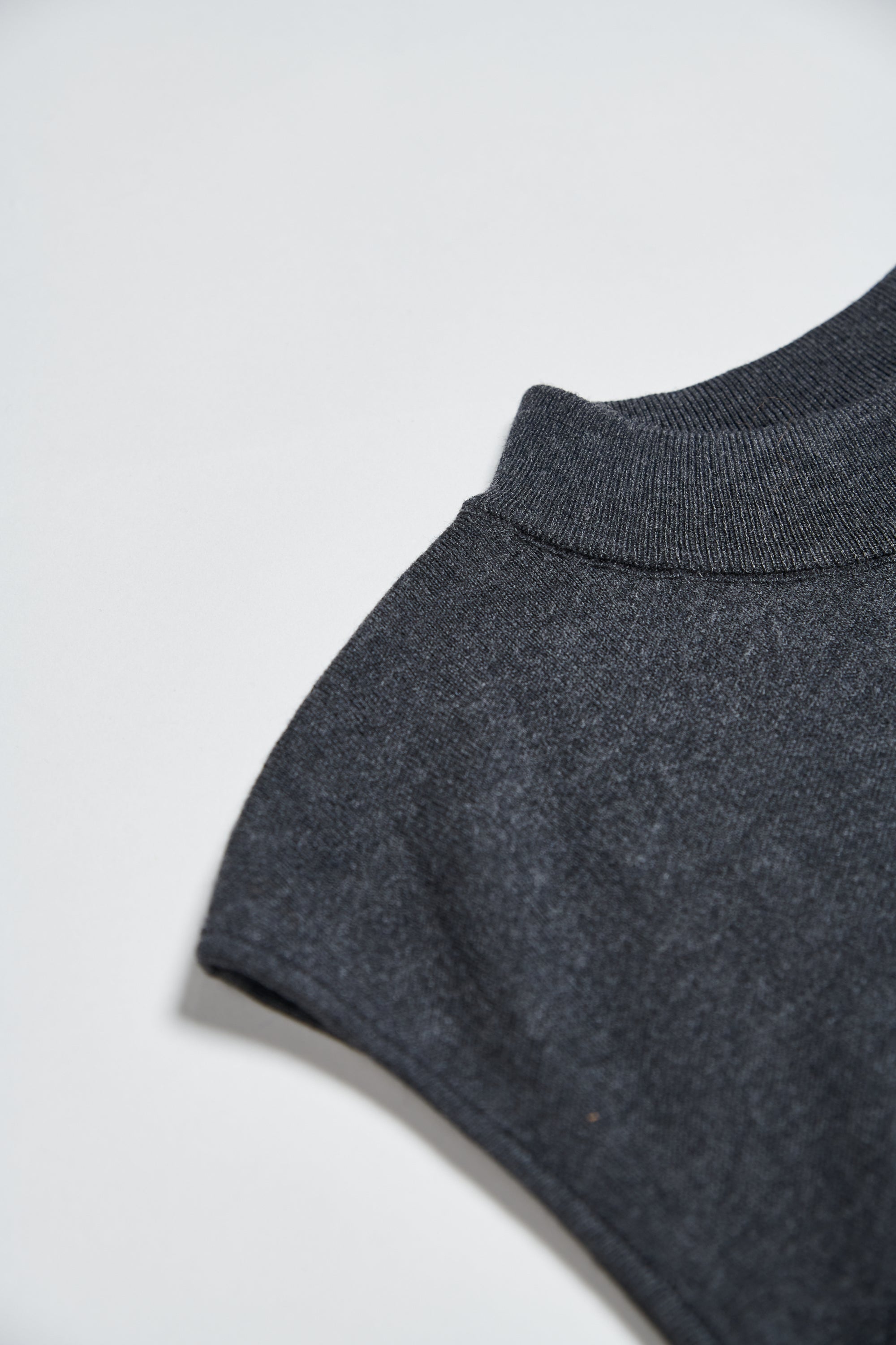 圓領長版無袖背心洋裝毛衣(附綁帶)-深灰