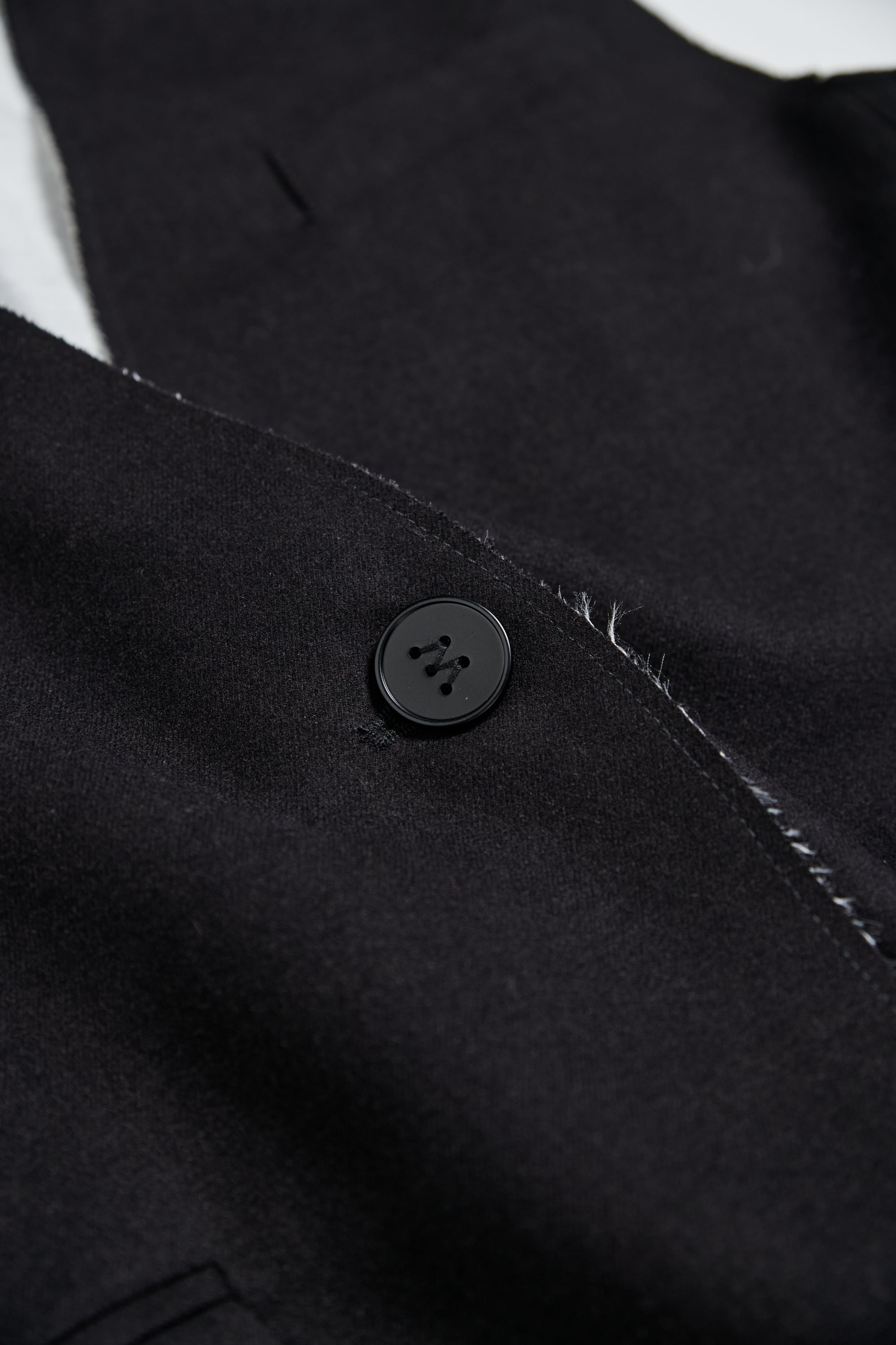 不收邊羊毛混紡長版西裝背心外套-黑