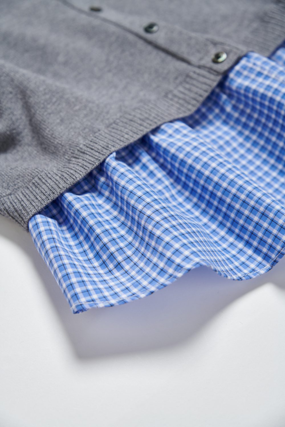 格紋拼接造型開襟針織毛衣(附綁帶)-灰