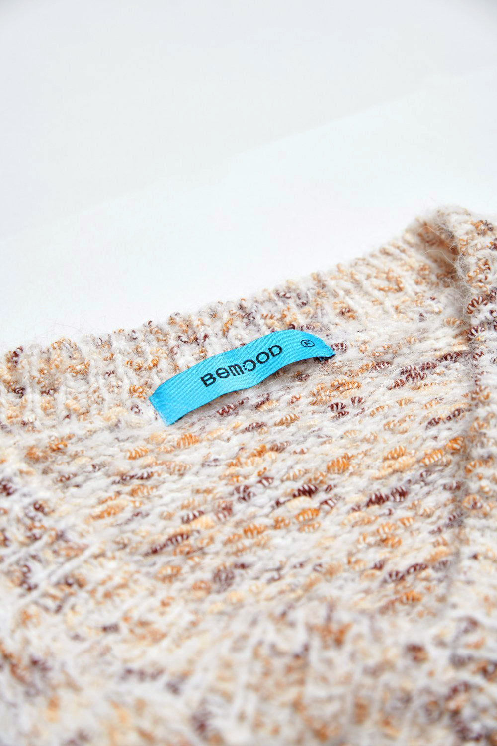 繽紛花紗針織毛衣-杏