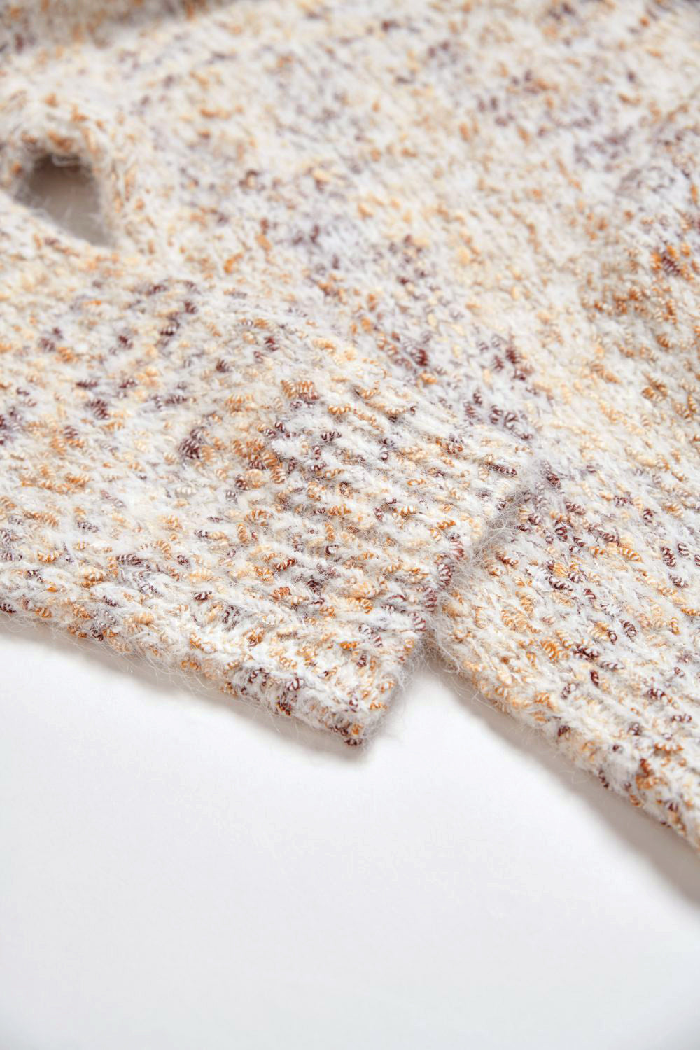 繽紛花紗針織毛衣-杏