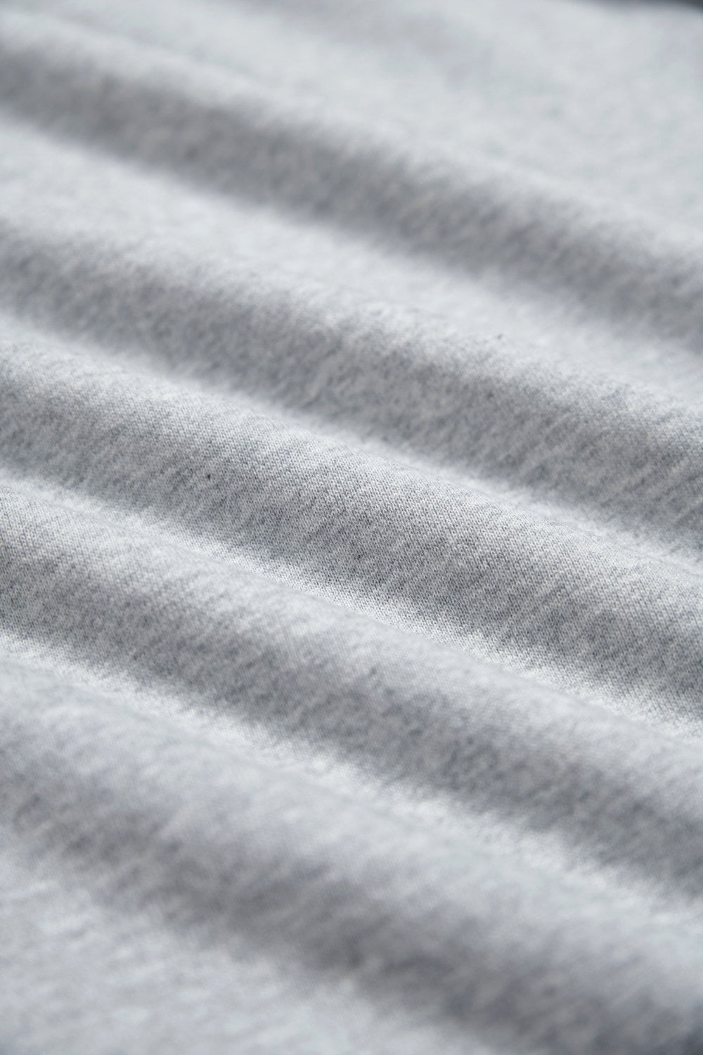 圓領剪接落肩袖寬版上衣-灰