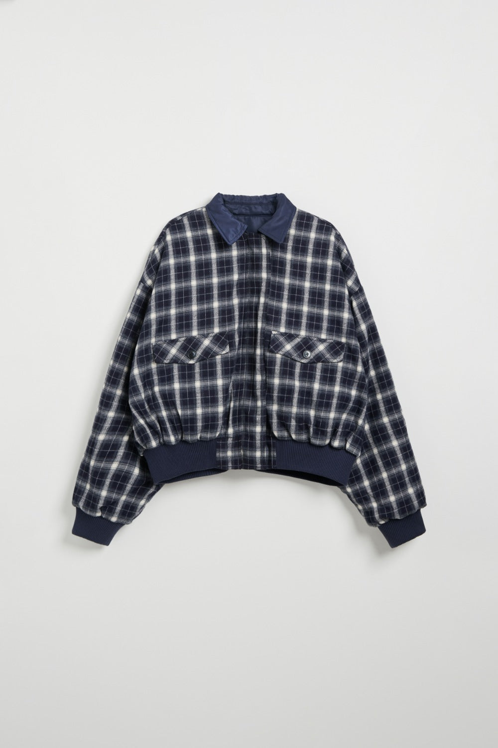 輕防潑水兩面穿格紋舖棉外套-藍色