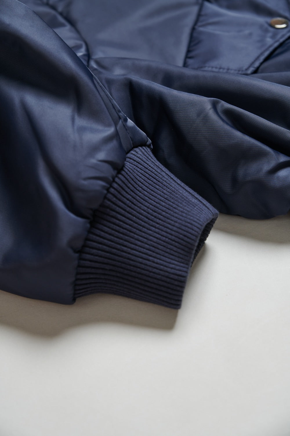 輕防潑水兩面穿格紋舖棉外套-藍色